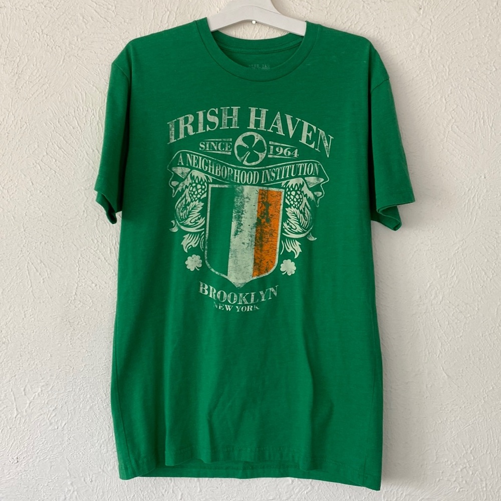 Dive Bar Shirt Club T-shirt for Irish Haven, Brooklyn NY, size M